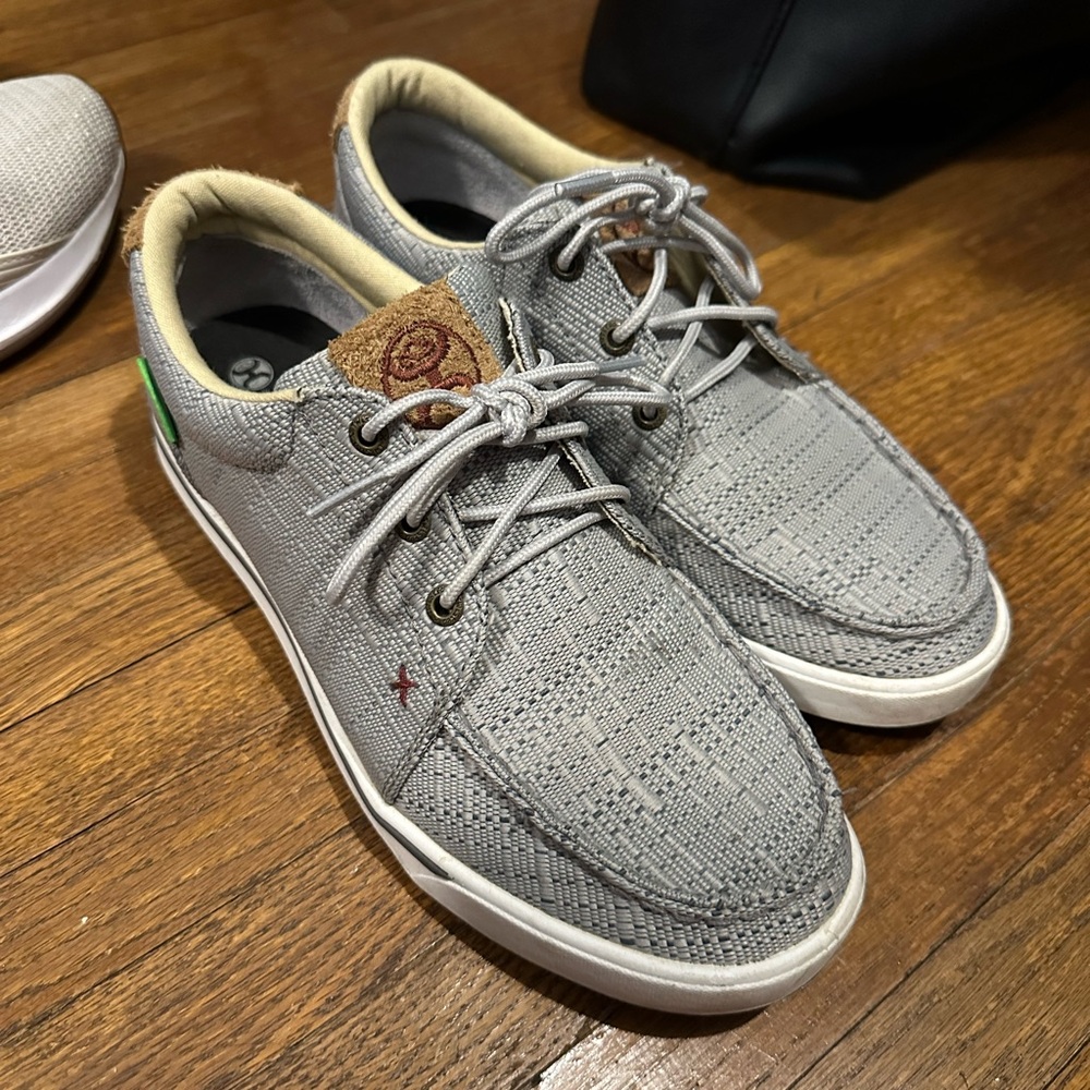 Twisted X Gray Sneakers with Moc-Toe Stitching and Cushioned Collar